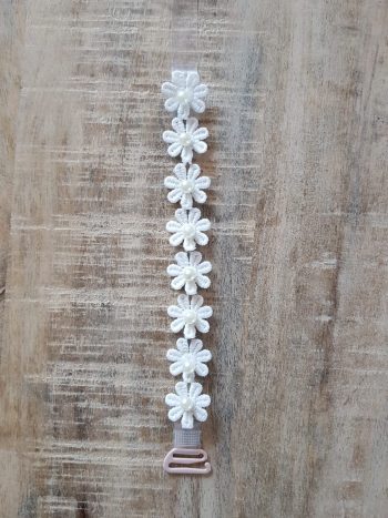 White & Pearl - Image 2